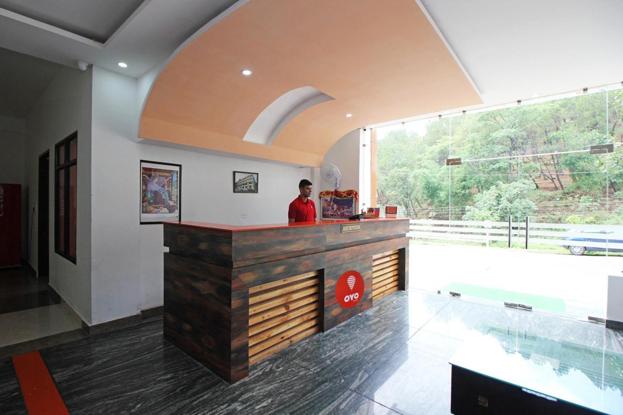 Oyo Hotel Chandni Dharamshala Exterior foto